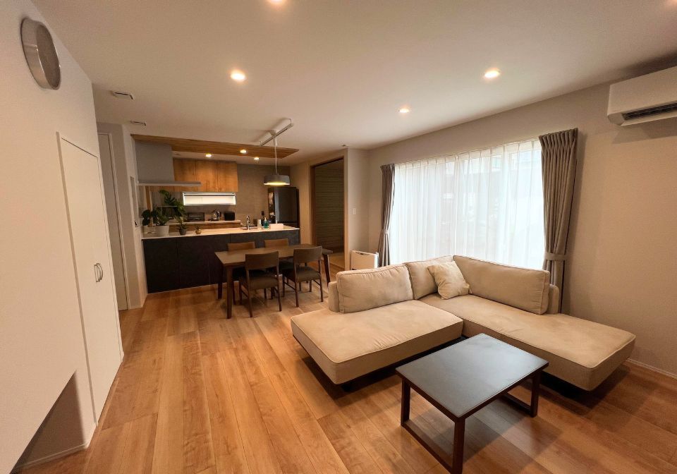 秀逸な印象で高級感あふれるこだわり抜いた家が完成しました